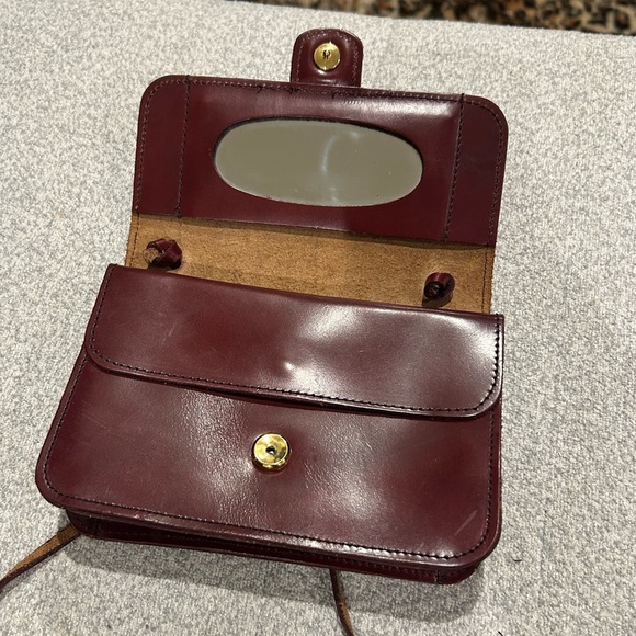 Vintage Mundi Burgundy Leather Crossbody Bag - Picture 4 of 9